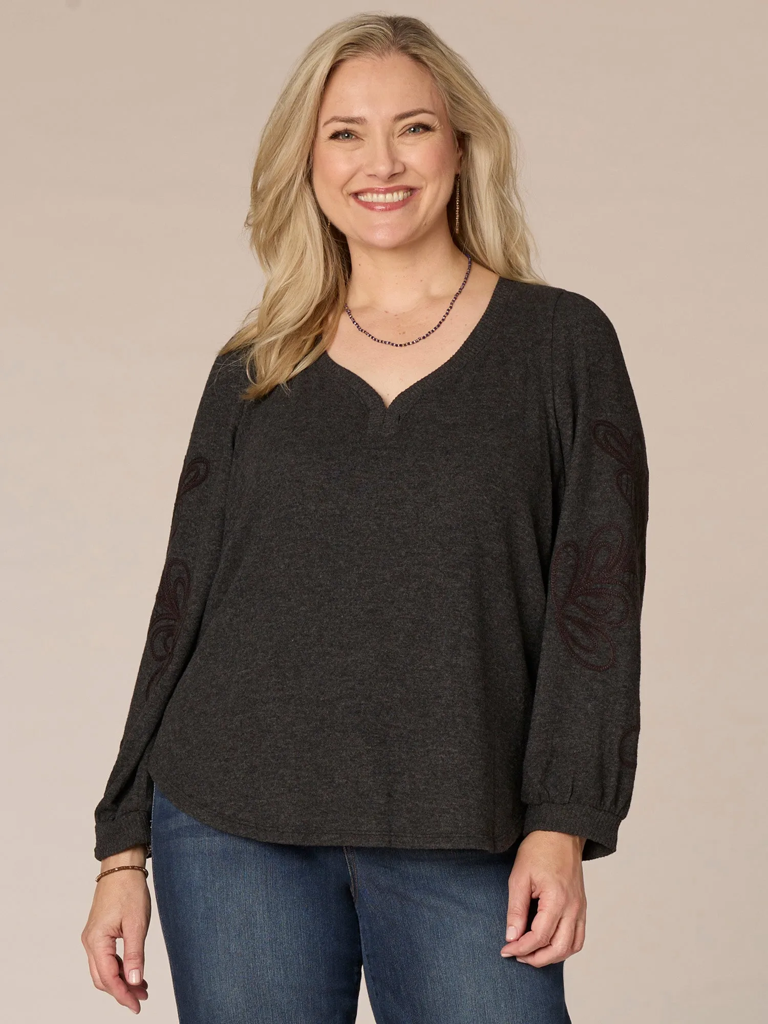 Long Blouson Sleeve Sweetheart Neck Shirttauil Hem Plus Size Knit Top